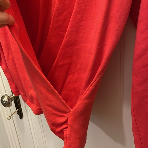 NWOT Anthropologie Maeve red faux wrap top XS - Picture 5 of 5